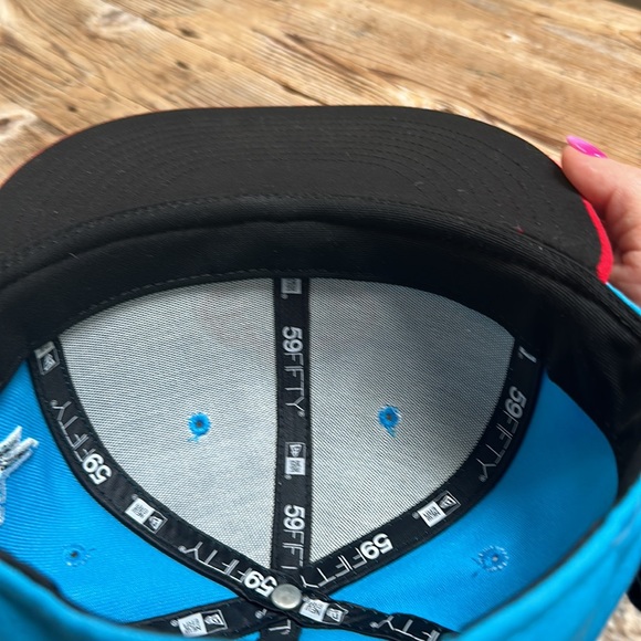 Men's Miami Marlins New Era Blue/Red 2021 City Connect 59FIFTY Fitted Hat 7 1/4 - Picture 8 of 11